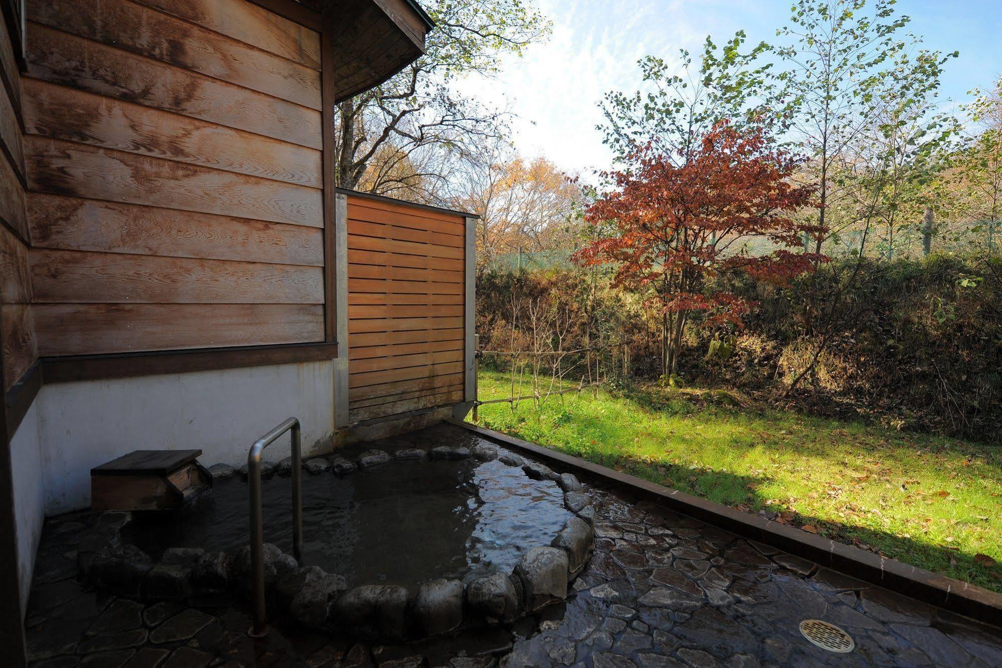 Izumigo Takayama Dog Paradise Hotel Exterior foto